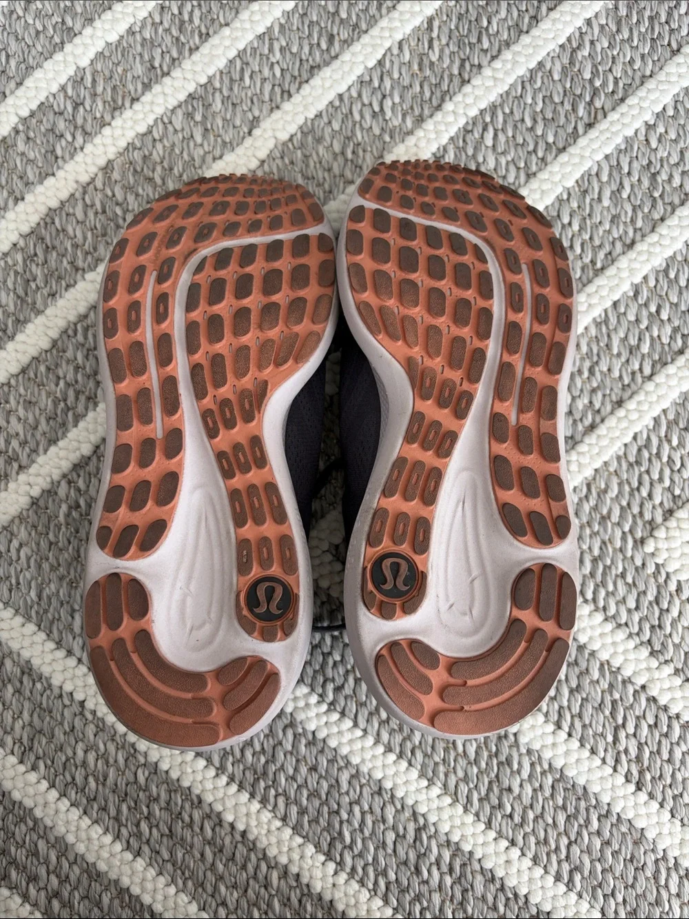 lululemon athletica Men's Dark Gray Athletic Sneakers Size 11